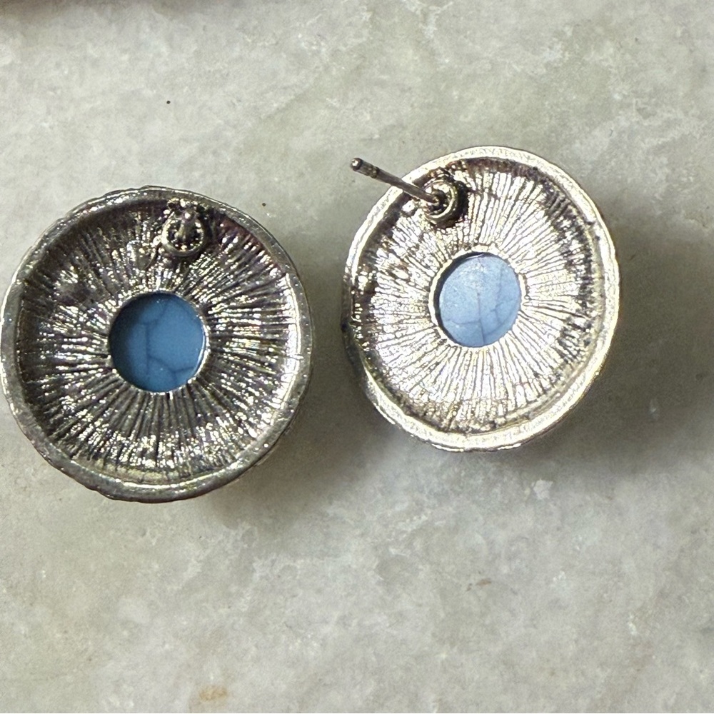 Blue Crackle Glass Faux Turquoise Earrings Silver-Tone Metal
New - Picture 4 of 7